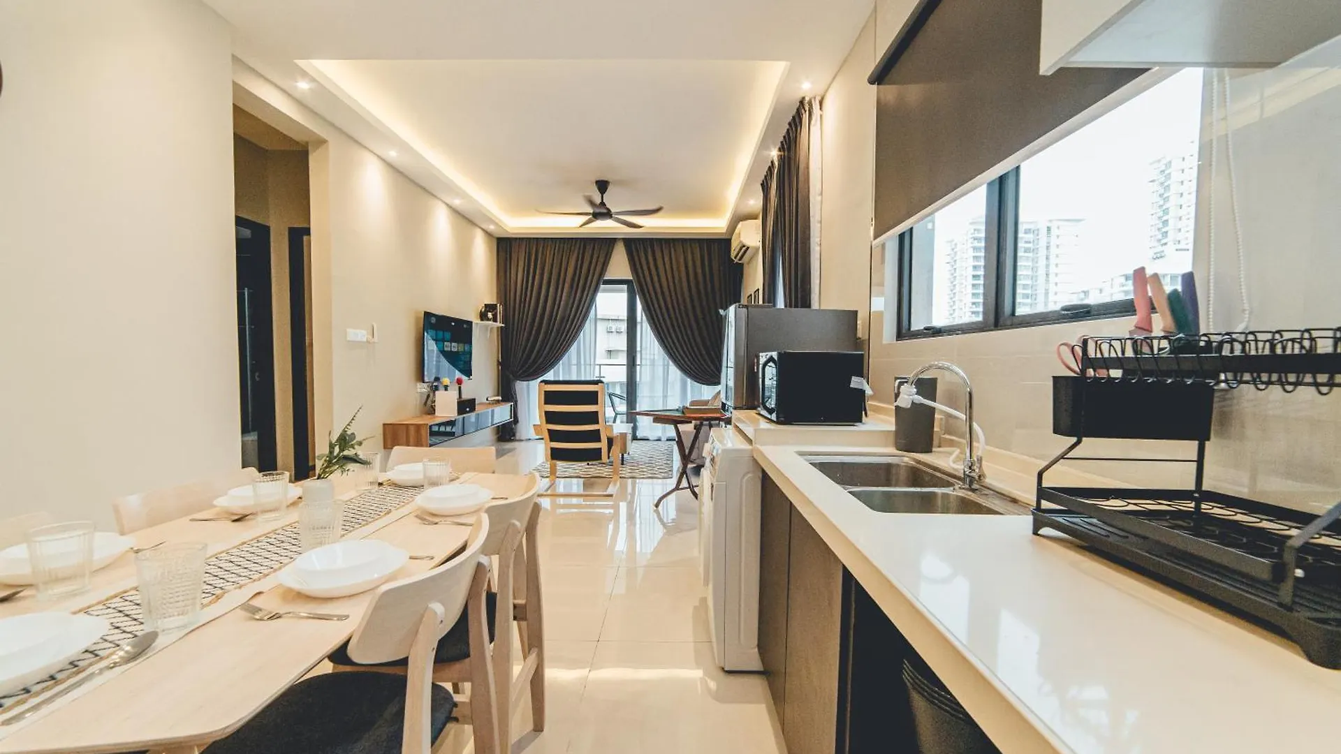 Danga Bay Family Crestjoy 3Br 6Pax Balcony By Our Stay Johor Bahru 0*,